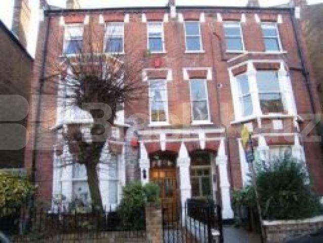 			2 Bedroom, 1 bath, 1 reception Flat			 Savernake Road, BELSIZE PARK/HAMPSTEAD HEATH NW3